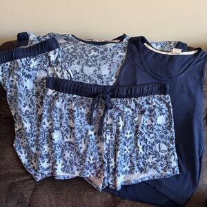 EUC~Woman’s Medium 4 Piece Lucky Brand Blue & White Floral Pajama Set